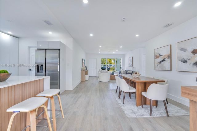 40 SE 3rd Ter, Dania Beach, FL 33004