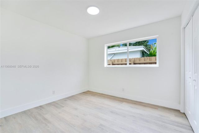 40 SE 3rd Ter, Dania Beach, FL 33004