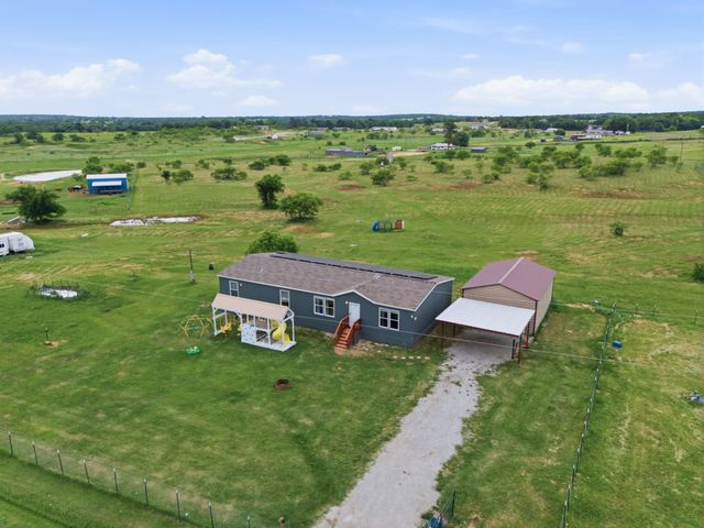126 Common Way, Boyd, TX 76023
