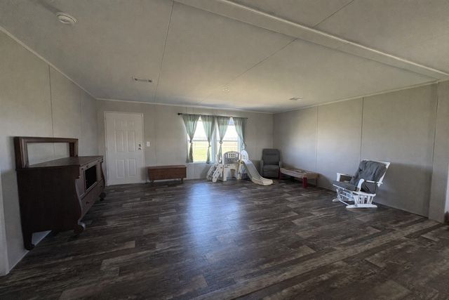 126 Common Way, Boyd, TX 76023