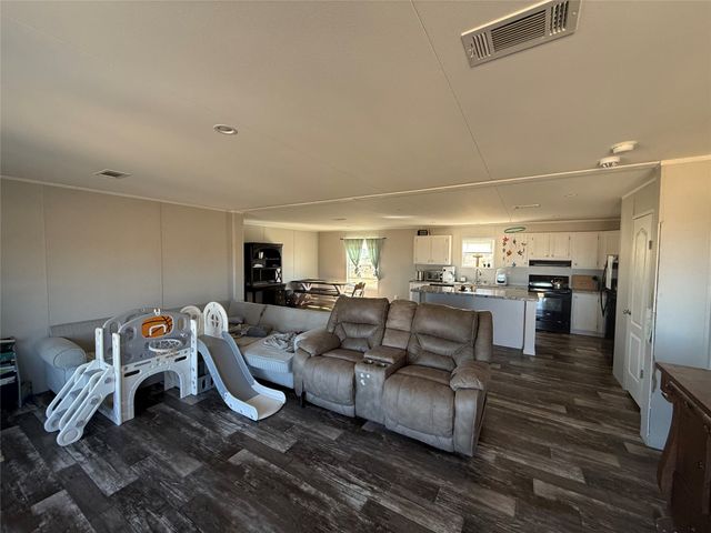 126 Common Way, Boyd, TX 76023