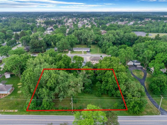 1001 E Highway 330, Schererville, IN 46375