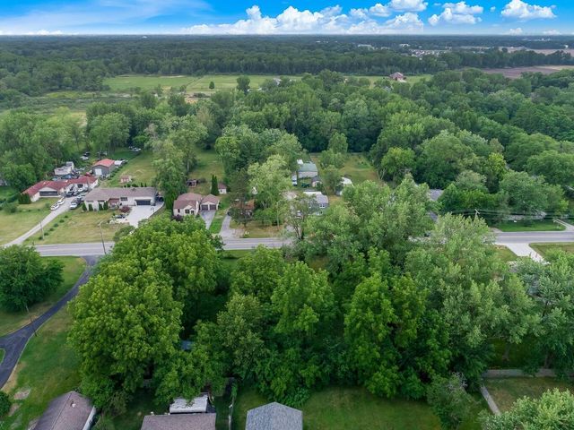 1001 E Highway 330, Schererville, IN 46375