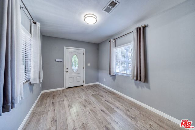 117 S Virgil Avenue, Los Angeles, CA 90004