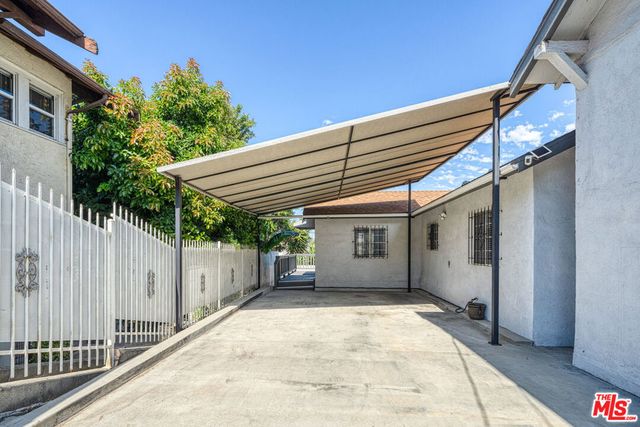 117 S Virgil Avenue, Los Angeles, CA 90004