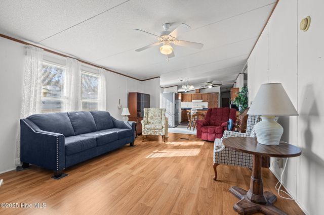 225 Mckae Drive, Gloucester, NC 28528