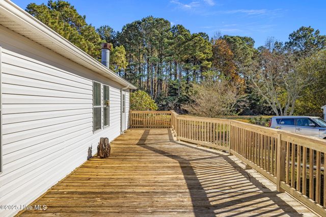 225 Mckae Drive, Gloucester, NC 28528