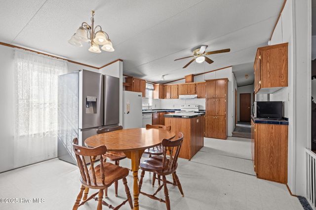 225 Mckae Drive, Gloucester, NC 28528