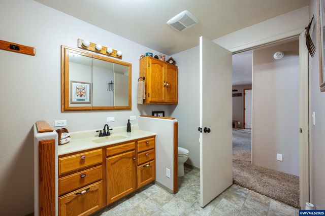 14870 S Sugar Pine Wy, La Pine, OR 97739