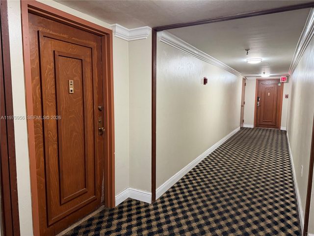 661 NE 195th St 104, Miami, FL 33179