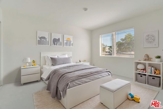 10926 Moorpark Street 13, North Hollywood (los Angeles), CA 91602