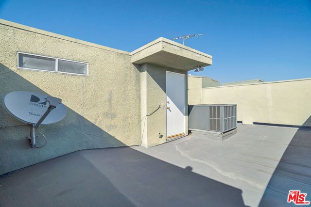 10926 Moorpark Street 13, North Hollywood (los Angeles), CA 91602