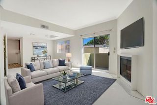 10926 Moorpark Street 13, North Hollywood (los Angeles), CA 91602