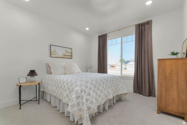 2291 E PARKSIDE CIR, South Ogden, UT 84403