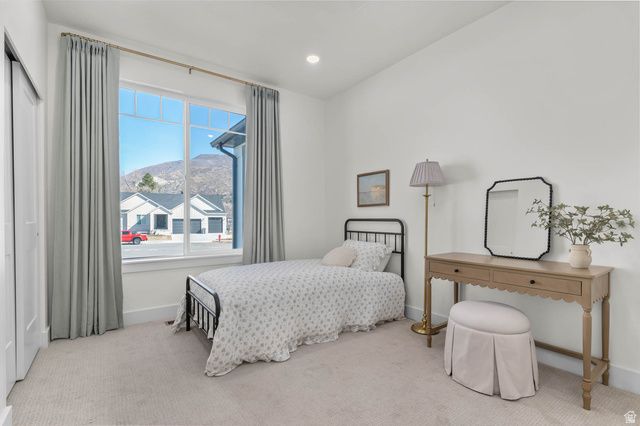 2291 E PARKSIDE CIR, South Ogden, UT 84403