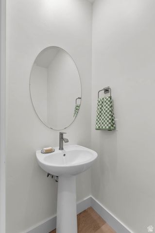 2291 E PARKSIDE CIR, South Ogden, UT 84403