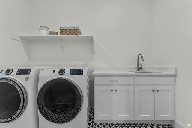 2291 E PARKSIDE CIR, South Ogden, UT 84403