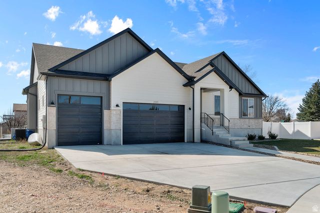2291 E PARKSIDE CIR, South Ogden, UT 84403