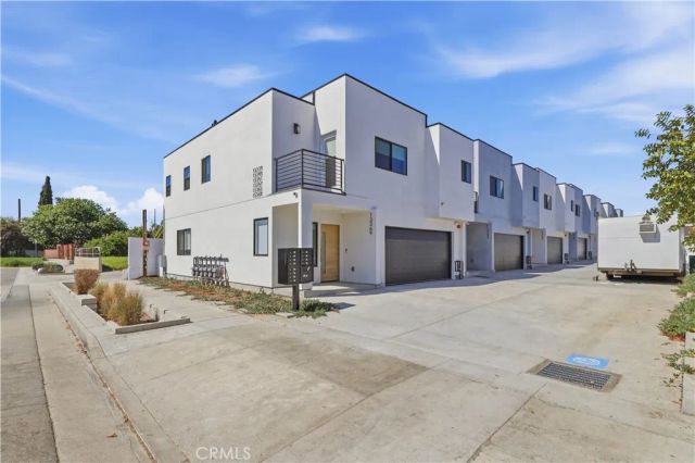 13351 W Cellest Parkway, Pacoima, CA 91331