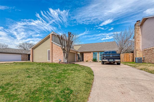 13322 Pantano Drive, Houston, TX 77065