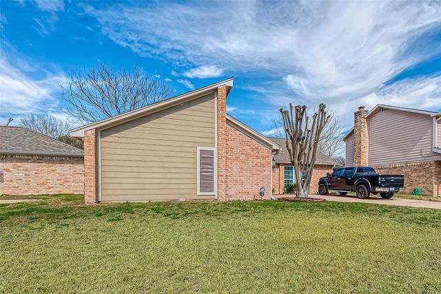 13322 Pantano Drive, Houston, TX 77065