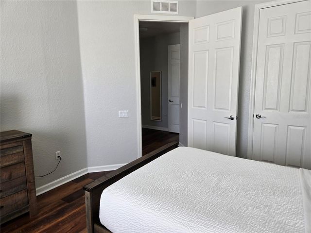 5049 SHOREWAY LOOP 30101, Orlando, FL 32819