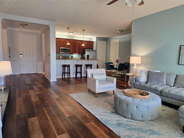 5049 SHOREWAY LOOP 30101, Orlando, FL 32819