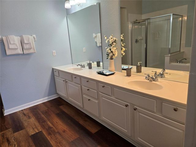 5049 SHOREWAY LOOP 30101, Orlando, FL 32819