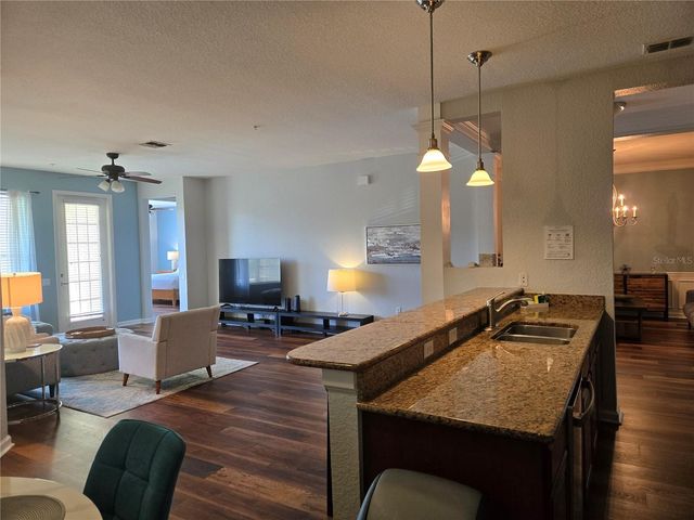 5049 SHOREWAY LOOP 30101, Orlando, FL 32819