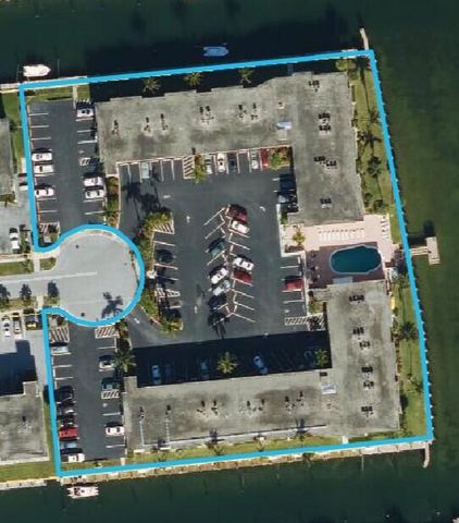 100 Doolen Court 313, North Palm Beach, FL 33408