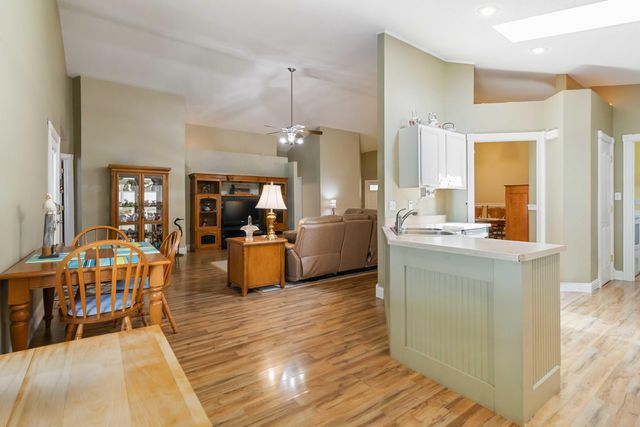 84 Summit Pointe Drive, Somerset, KY 42503