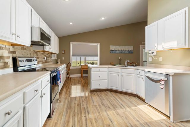 84 Summit Pointe Drive, Somerset, KY 42503