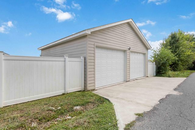 84 Summit Pointe Drive, Somerset, KY 42503