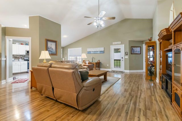 84 Summit Pointe Drive, Somerset, KY 42503