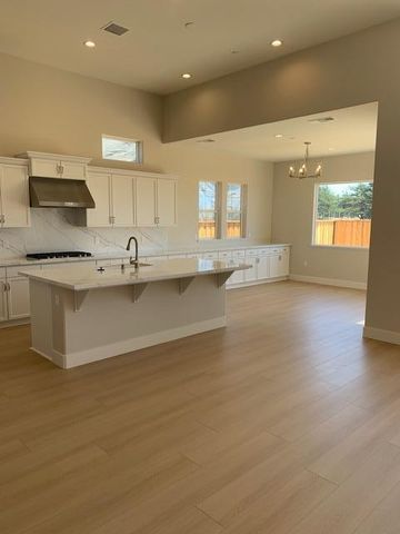 3090 Arroyo Drive, Marina, CA 93933
