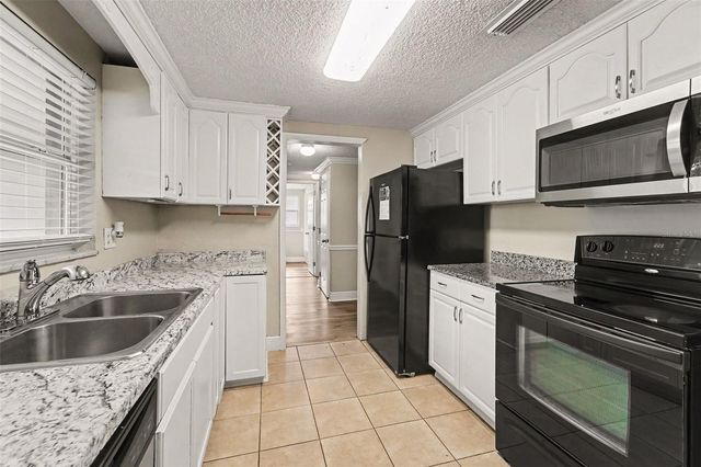 10525 OLEANDER DRIVE, Port Richey, FL 34668
