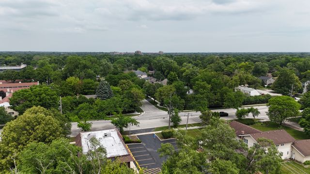 1015 S Ridge Avenue, Arlington Heights, IL 60005