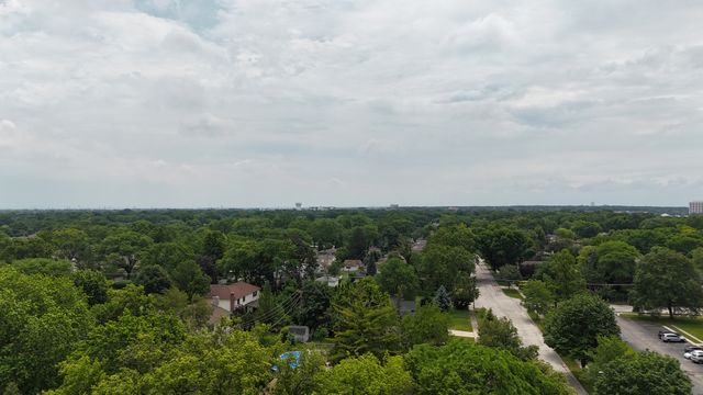 1015 S Ridge Avenue, Arlington Heights, IL 60005