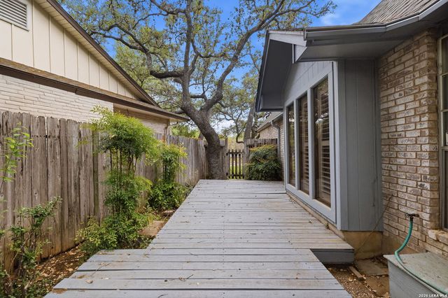 13127 COUNTRY TRL, San Antonio, TX 78216