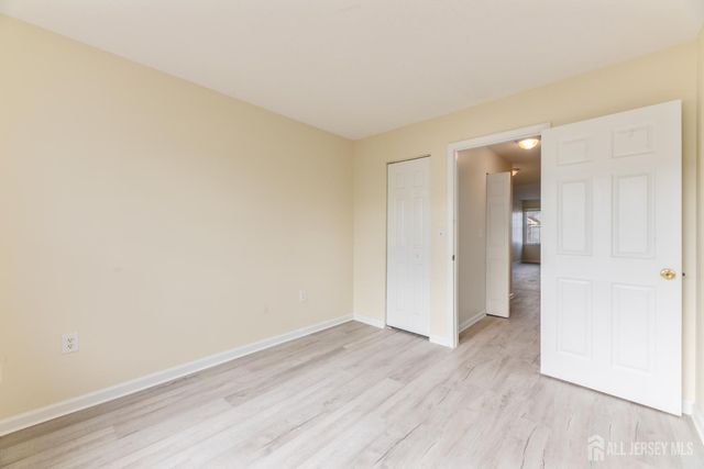 210 Edpas Road, New Brunswick, NJ 08901