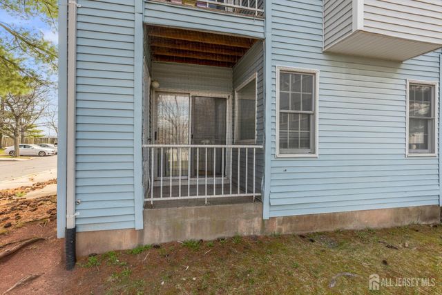 210 Edpas Road, New Brunswick, NJ 08901