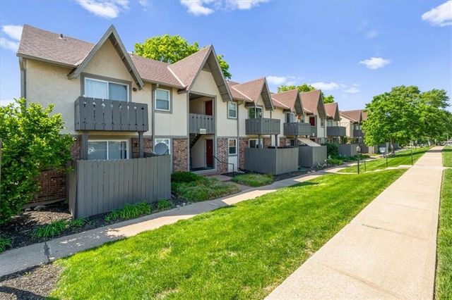 6232 Robinson Street 3, Mission, KS 66202