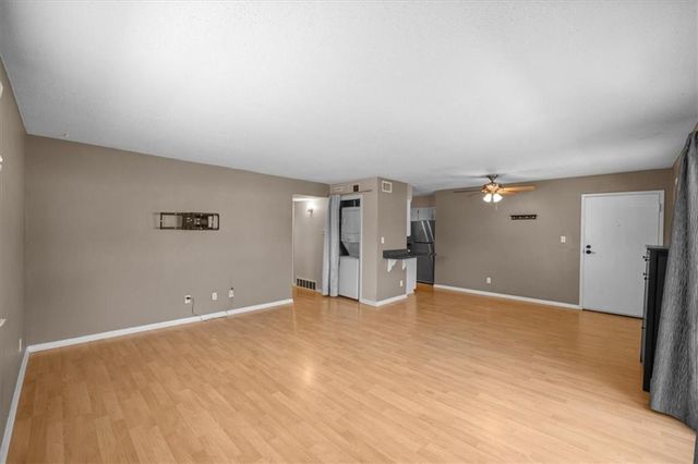 6232 Robinson Street 3, Mission, KS 66202