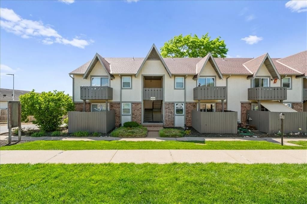 6232 Robinson Street 3, Mission, KS 66202