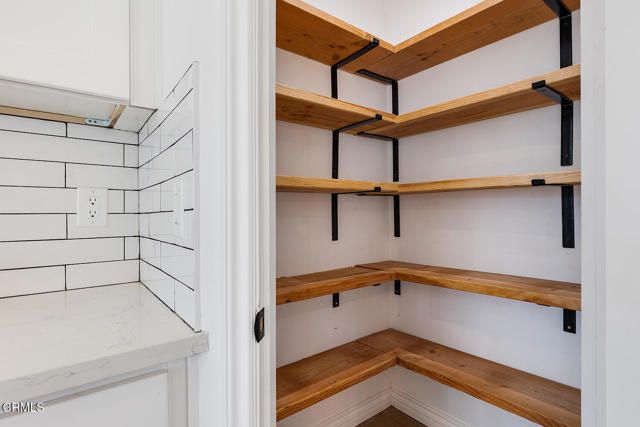 3270 Hermanos Street, Pasadena, CA 91107