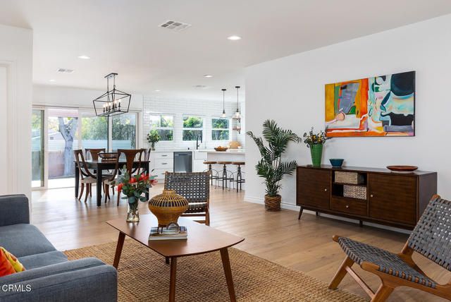 3270 Hermanos Street, Pasadena, CA 91107