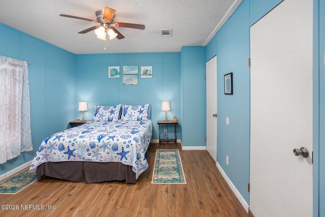 300 7TH Avenue, Welaka, FL 32193