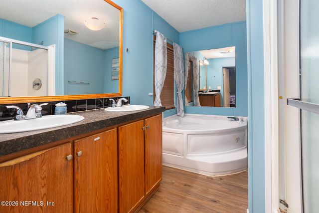 300 7TH Avenue, Welaka, FL 32193