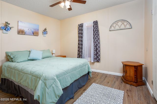 300 7TH Avenue, Welaka, FL 32193