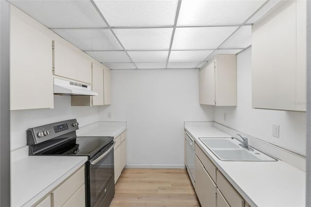 4485 GULF OF MEXICO DRIVE 402, Longboat Key, FL 34228